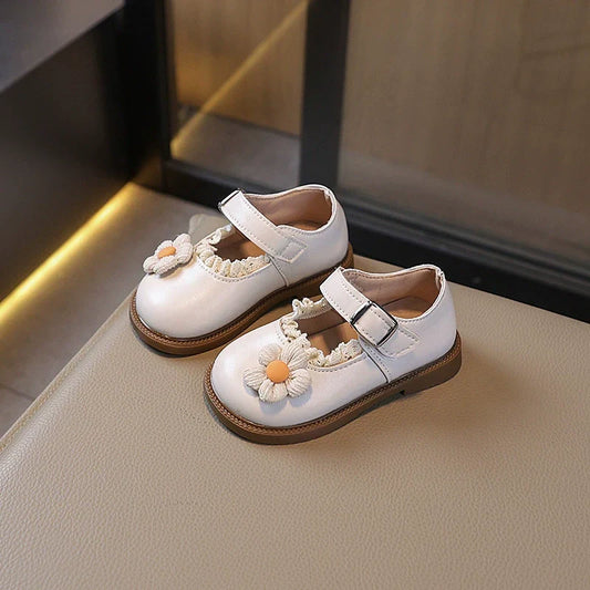 Girls Floral Strap Shoes – Charmy