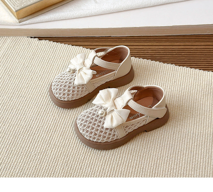 Children's Shoe with Bow and Pearls