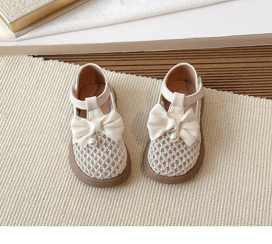 Children's Shoe with Bow and Pearls