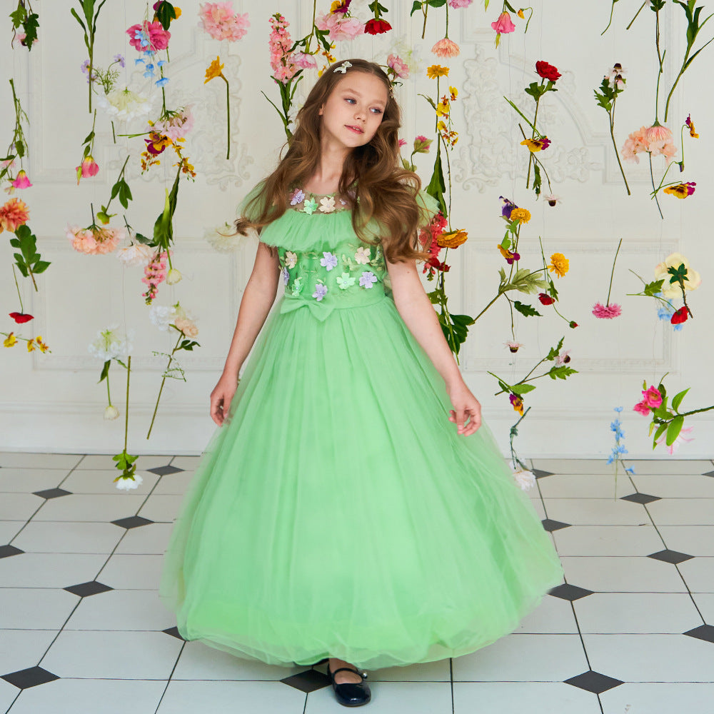 Green Girls' Dress with Small Flowers and a Small Bow
